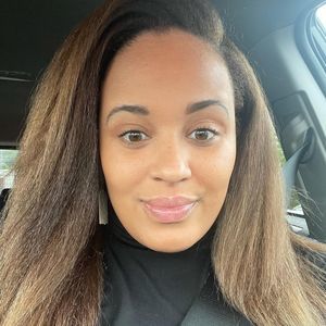 Meet your Posher, Raychel